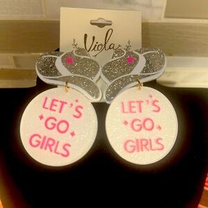 Let’s Go Girls Earring Set 🐄💗